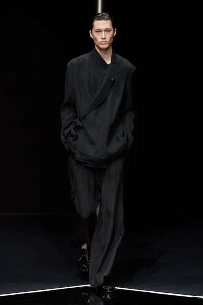 Look 64